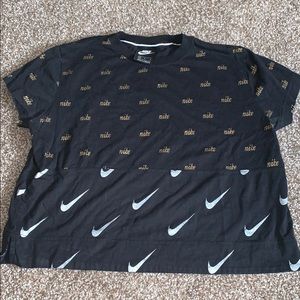 Nike workout tee